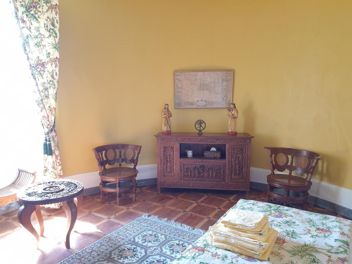 Chateau De Saint Bonnet Les Oules Екстер'єр фото